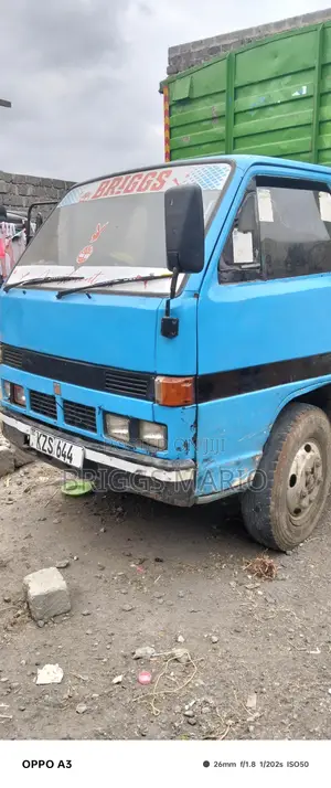 Isuzu NKR 3.3