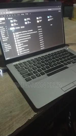 Laptop Dell Latitude 5410 8GB Intel Core i7 SSD 512GB