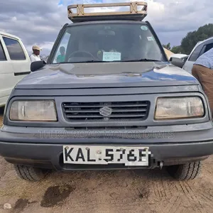 Suzuki Escudo 2000