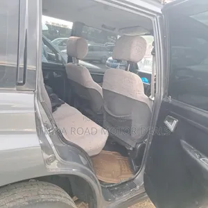 Suzuki Escudo 2000