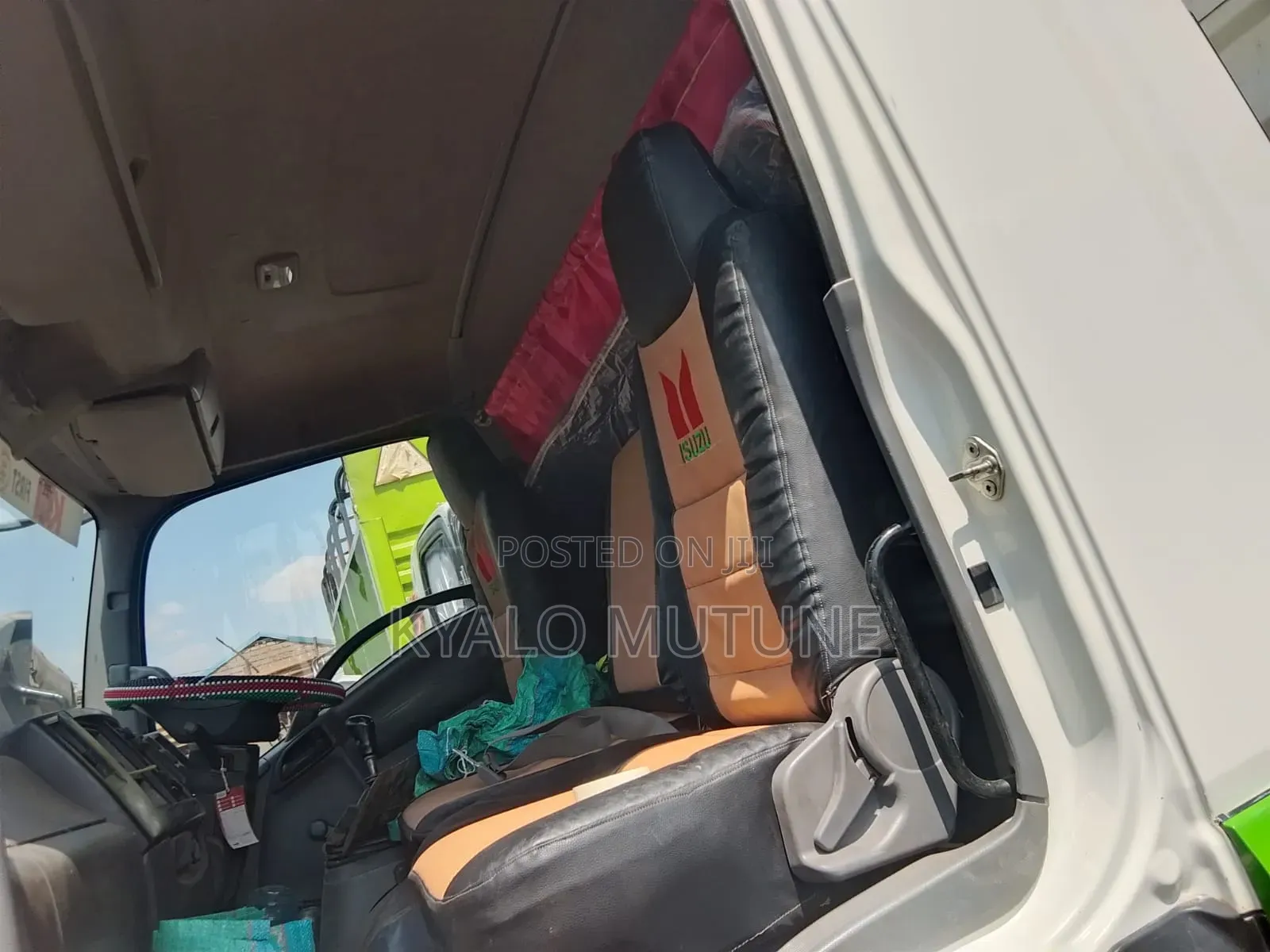 Isuzu FRR 90 Slayqueen
