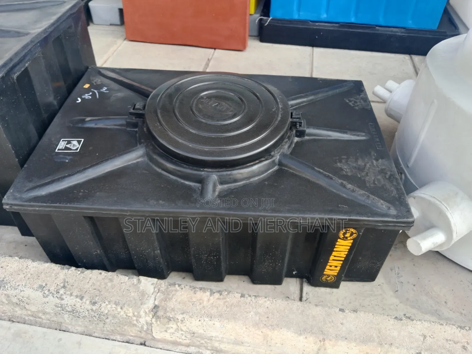 230 Loft Square Water Tank New