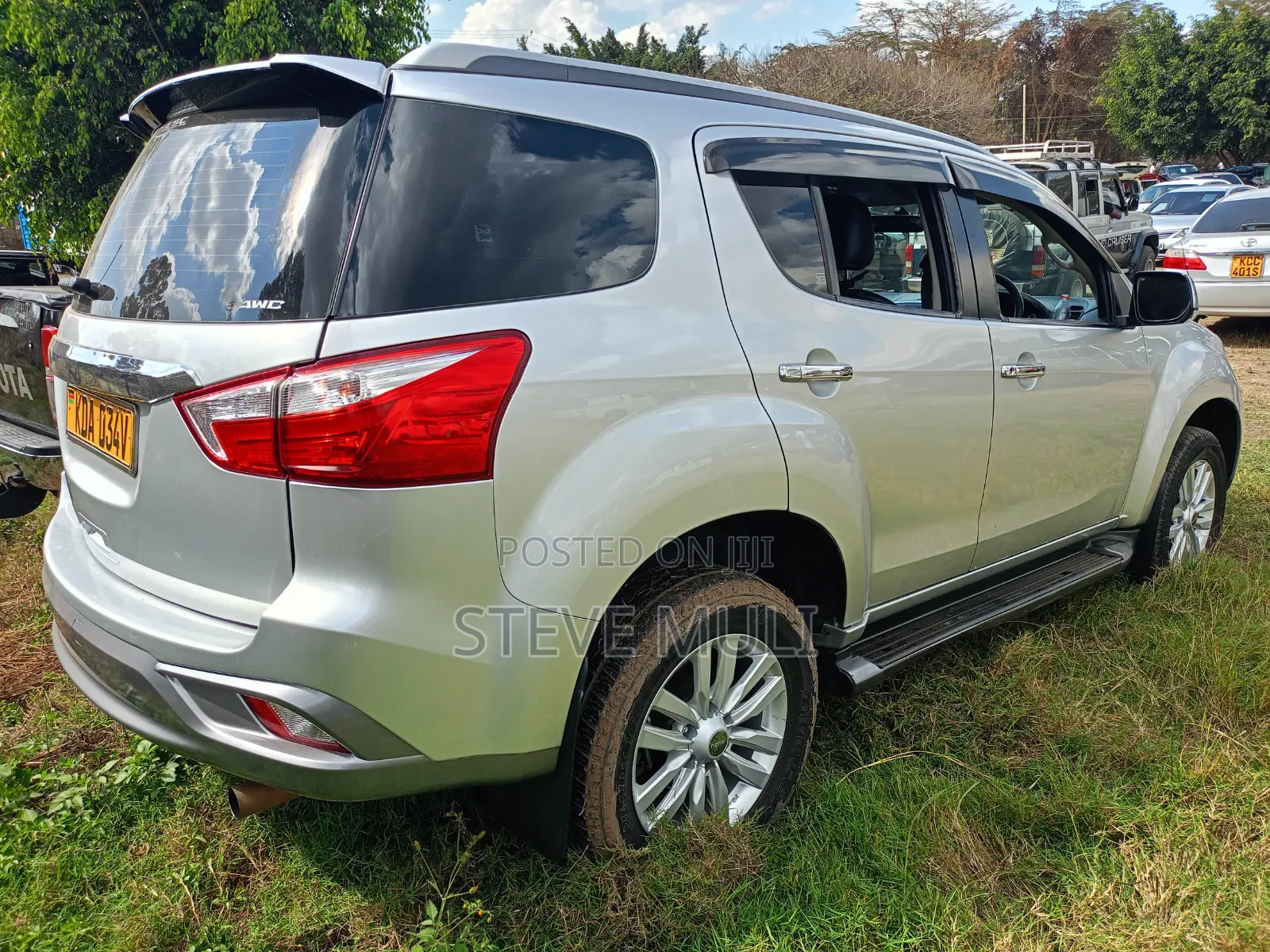 Isuzu MU-X 2020 Silver