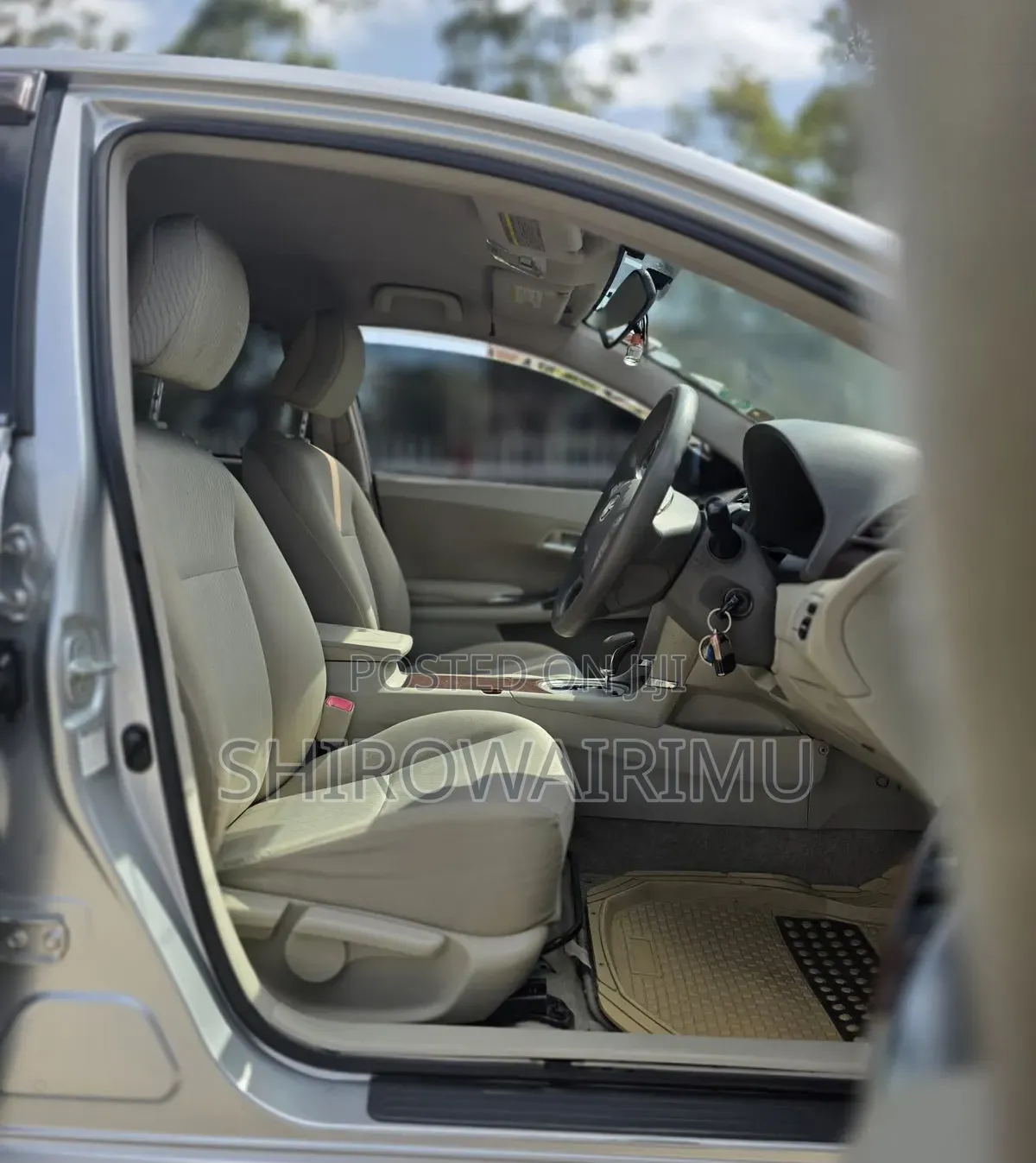 Toyota Premio 2012