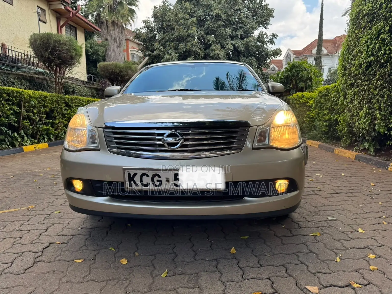 Nissan Bluebird 2008 Gold