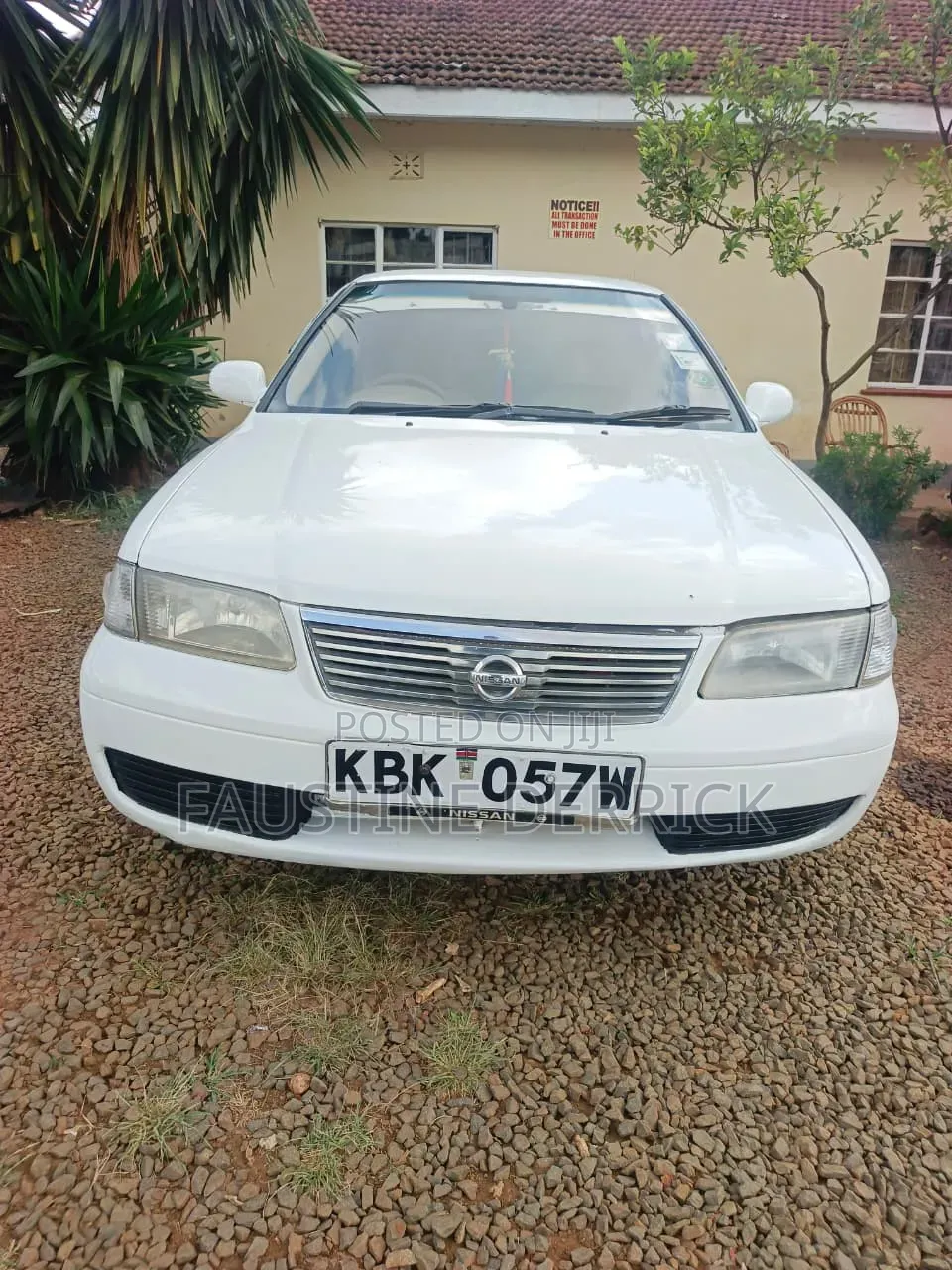 Nissan FB15 2004 White