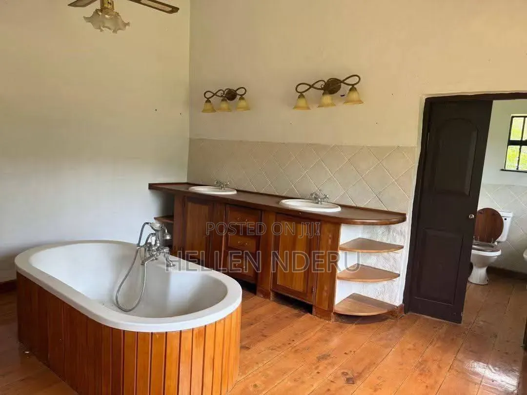 5 Acres for Sale in Karamaini Gated Community