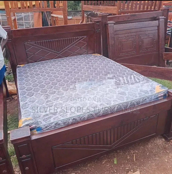 Queen Size Bed (5by6 Bed)