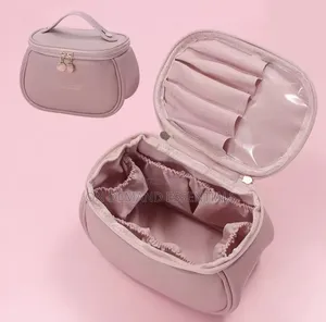 Portable Cosmetic Storage Bag.
Toiletry Bag
Cream Pink Brown