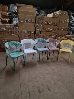 Colorful Modern Plastic Cafe Chair