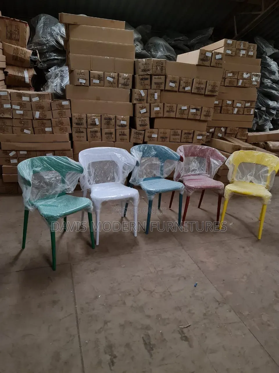 Colorful Modern Plastic Cafe Chair