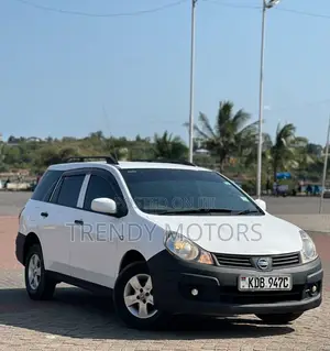 Nissan Advan 2013 White