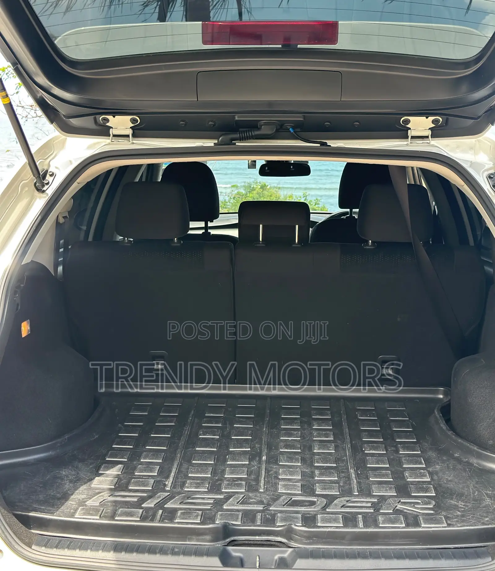 Toyota Corolla Fielder 2018 White