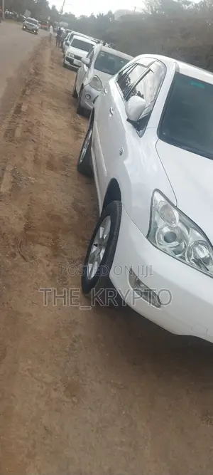 Toyota Harrier 240G 2012 White