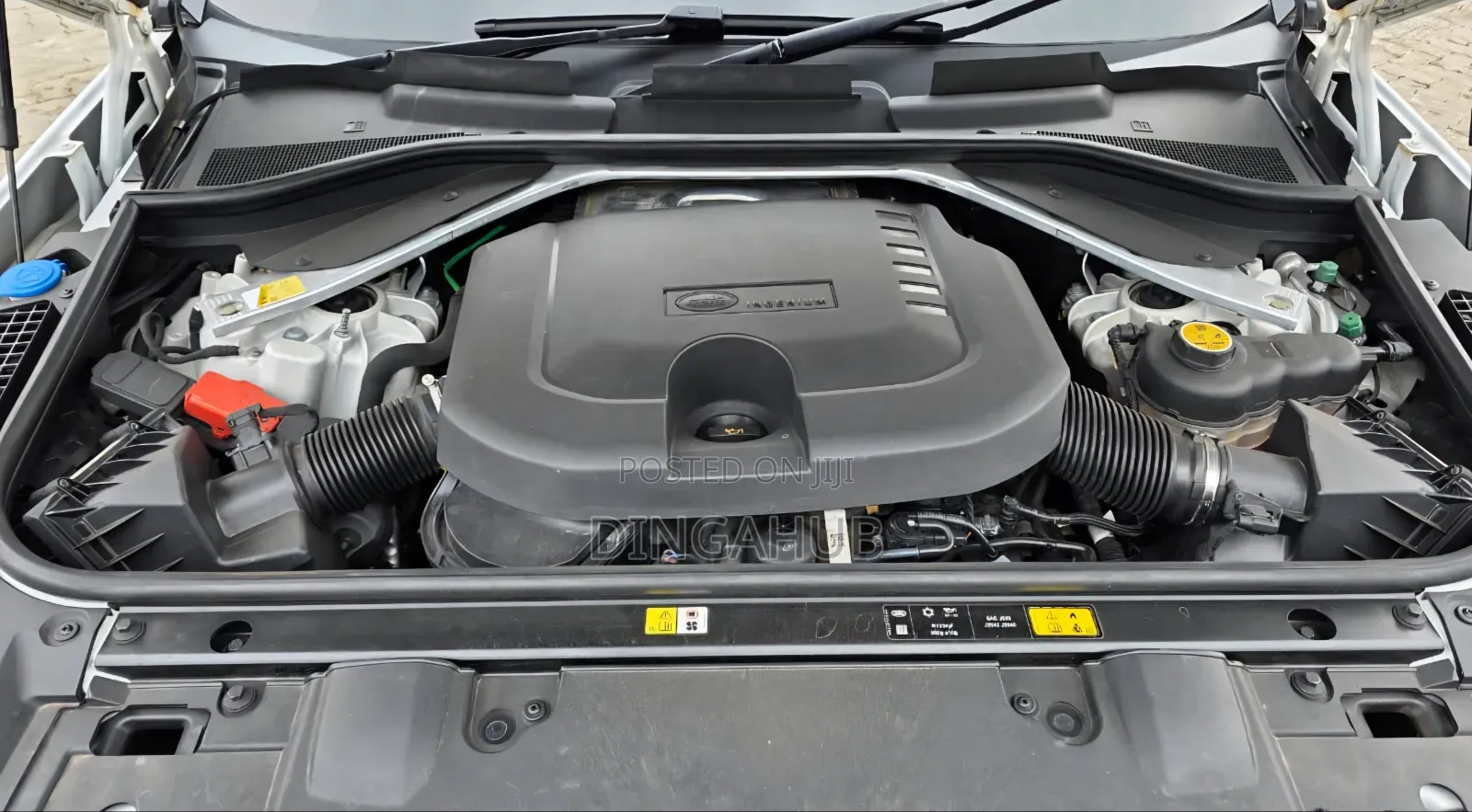 Land Rover Range Rover Vogue 2022 White