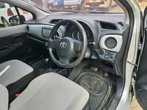 Toyota Vitz 1.0 FWD 3dr 2014