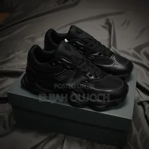 New Balance 2000R ” Triple Black “
Quality Leather