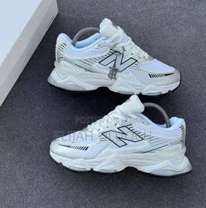 New Balance 2000R ”Light Grey “
Quality Leather 
Size 37-45