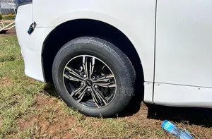 Toyota Noah 2014 White