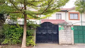 3bdrm House in Nyayo Estate for sale