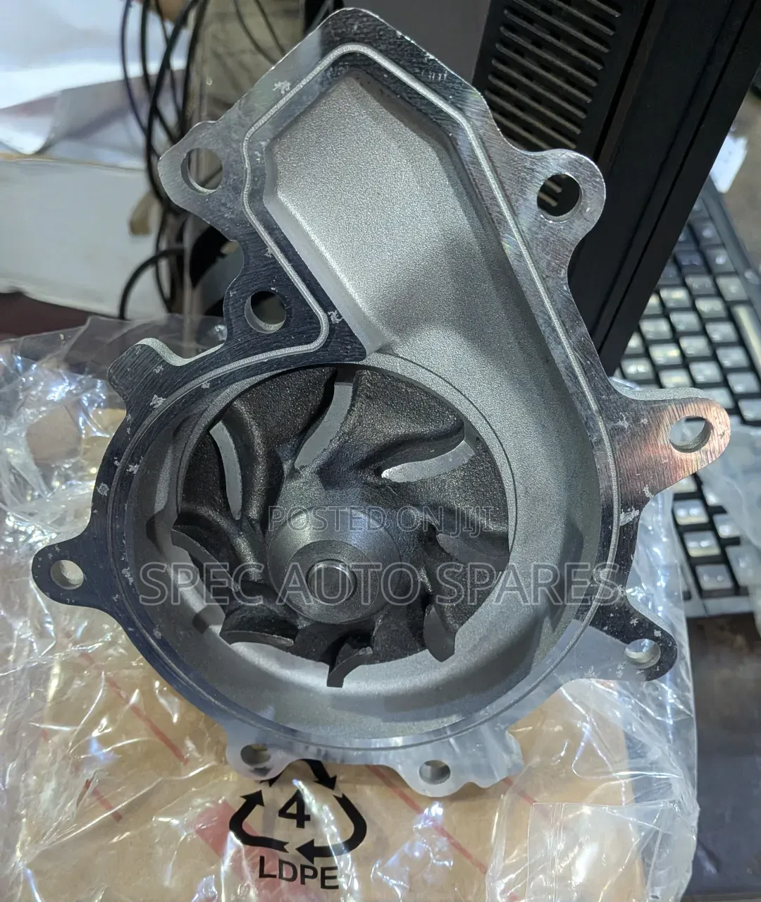 Water Pump Isuzu 4.3 NPR