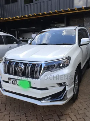 Toyota Land Cruiser Prado 2019 White