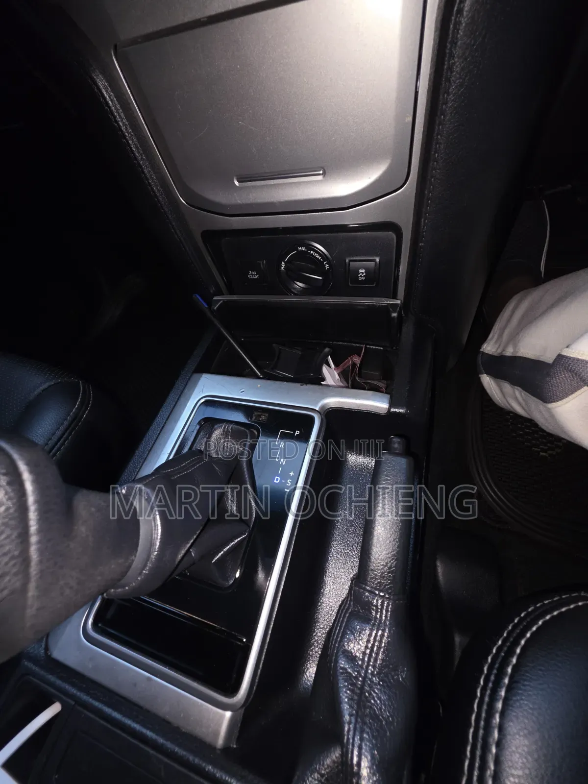 Toyota Land Cruiser Prado 2019 White
