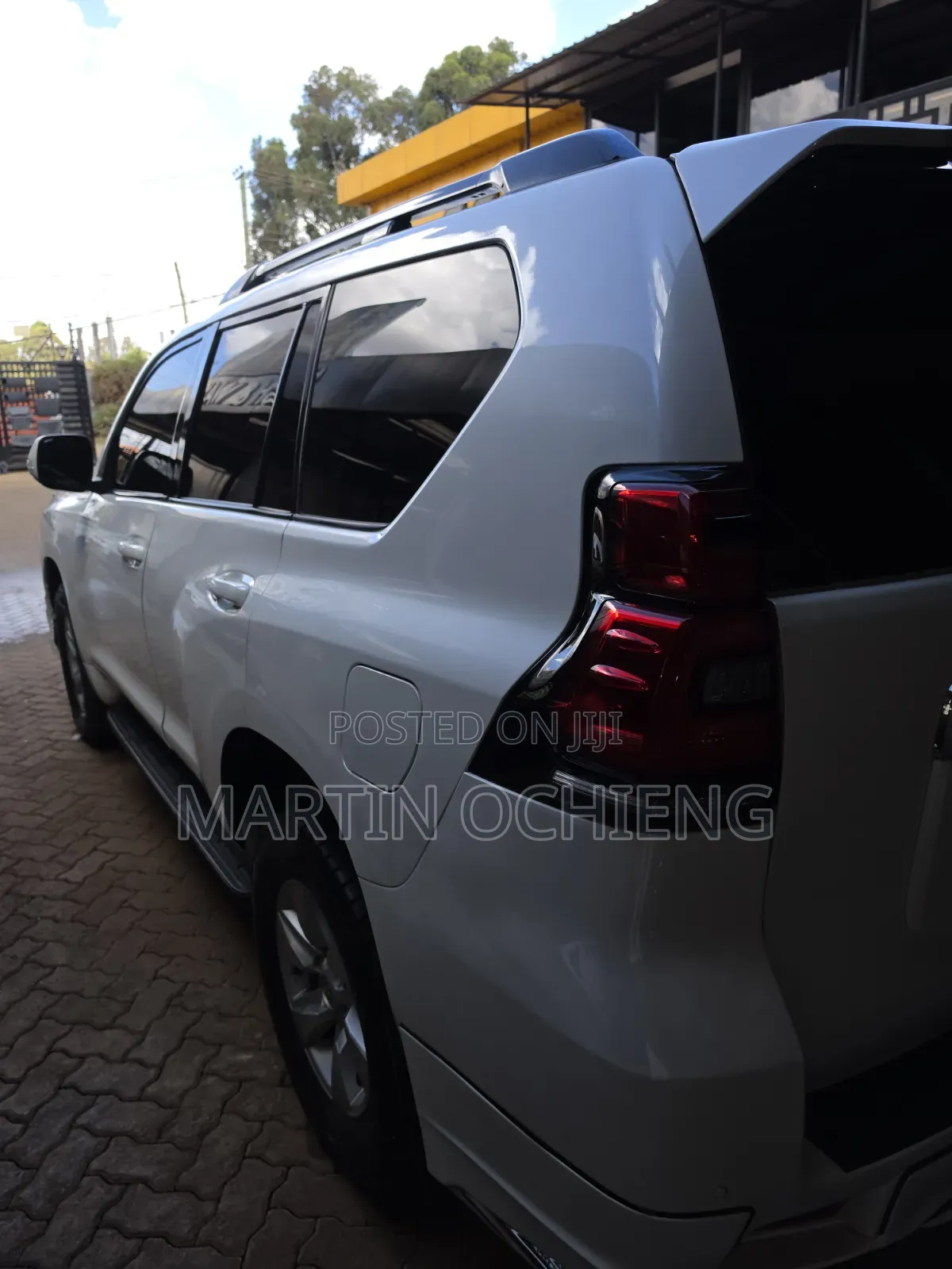 Toyota Land Cruiser Prado 2019 White