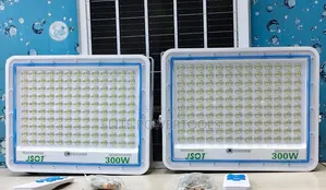 *2in1 300W THD Solar Floodlights