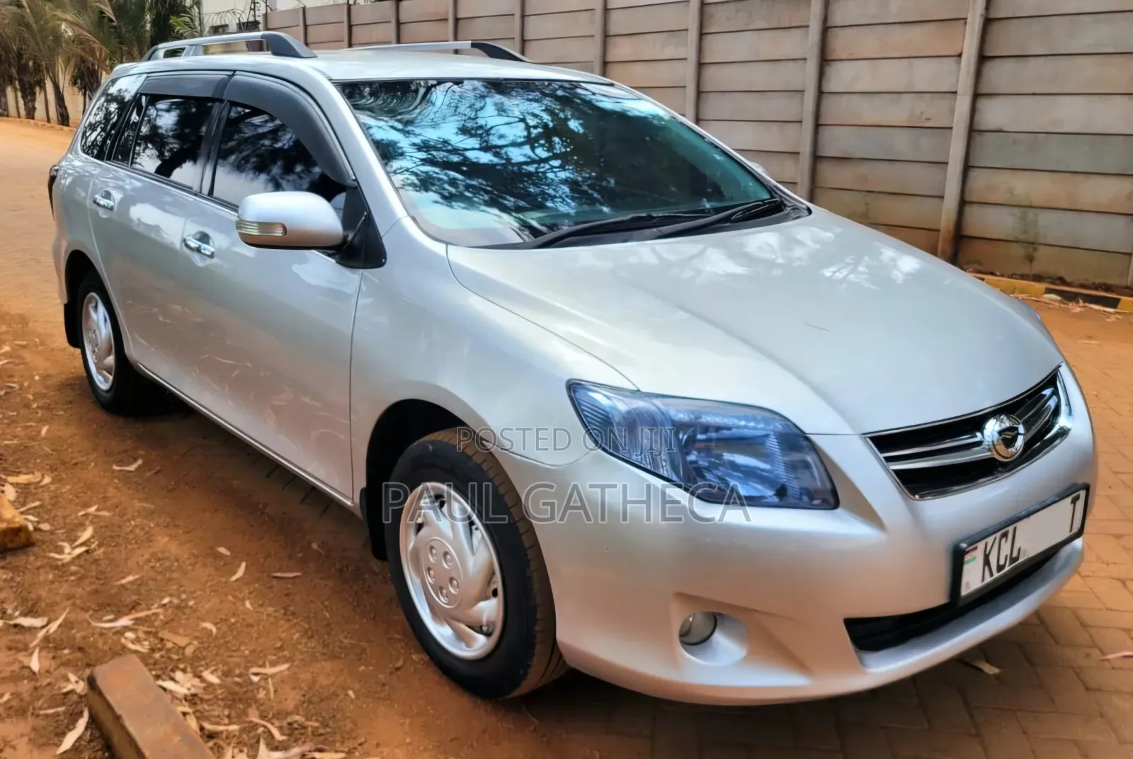 Toyota Corolla Fielder 2011 Silver