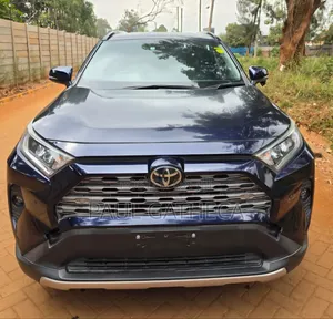 Toyota RAV4 2022 Blue