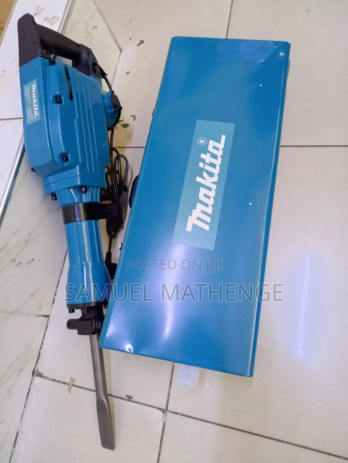 Heavy Duty Demolition Hammer Concrete Breaker With Chisel Bit