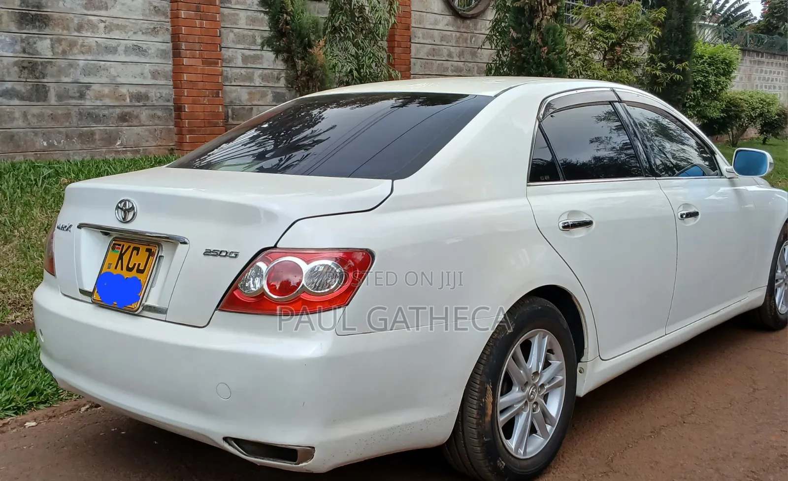 Toyota Mark X 2009 Off white