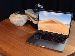 Laptop Apple MacBook 2019 16GB Intel Core i7 SSD 512GB