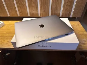 Laptop Apple MacBook 2019 16GB Intel Core i7 SSD 512GB