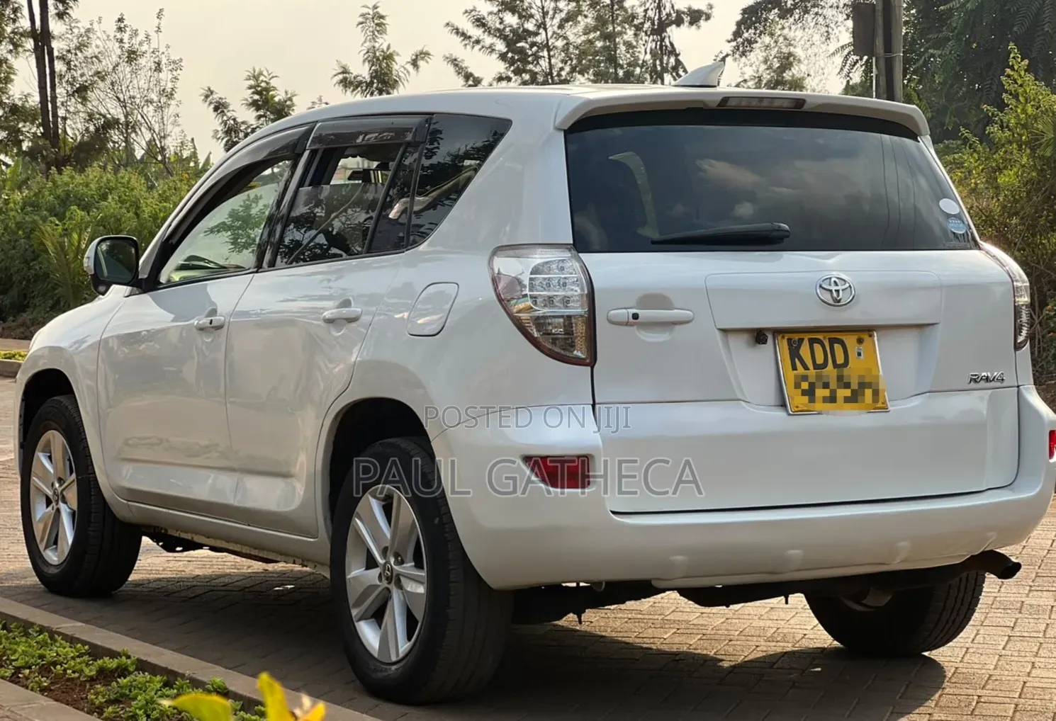 Toyota RAV4 2015 White