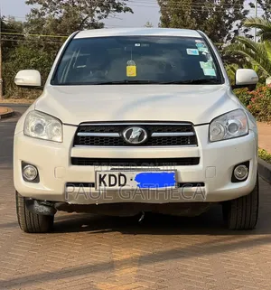Toyota RAV4 2015 White