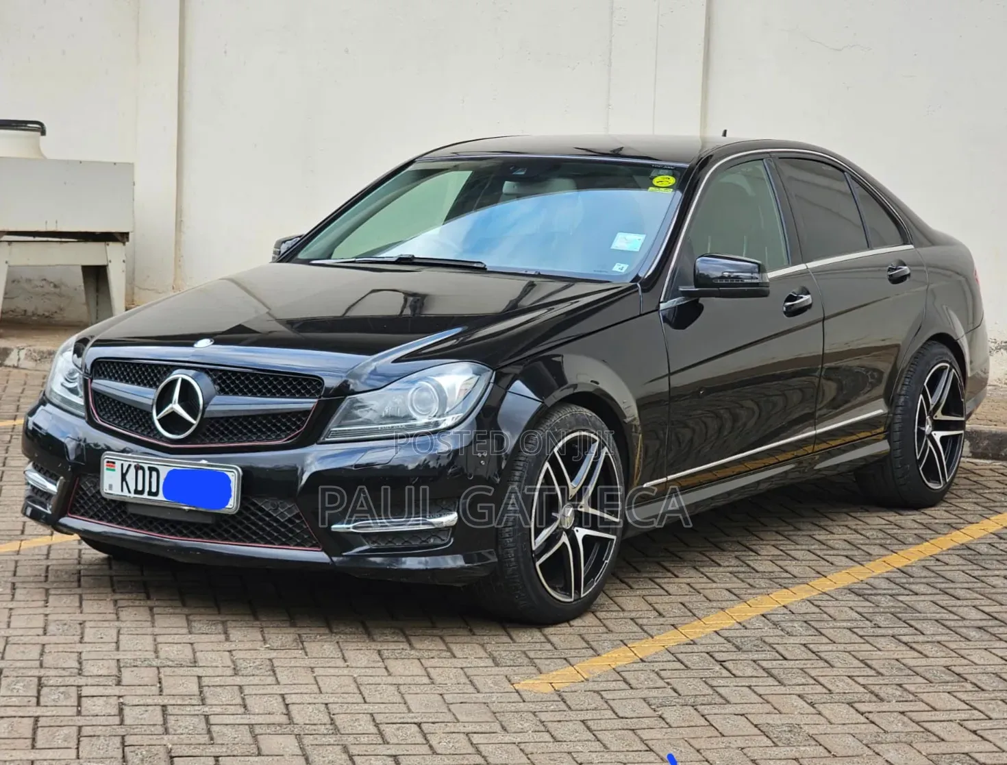 Mercedes-Benz C200 2014 Black