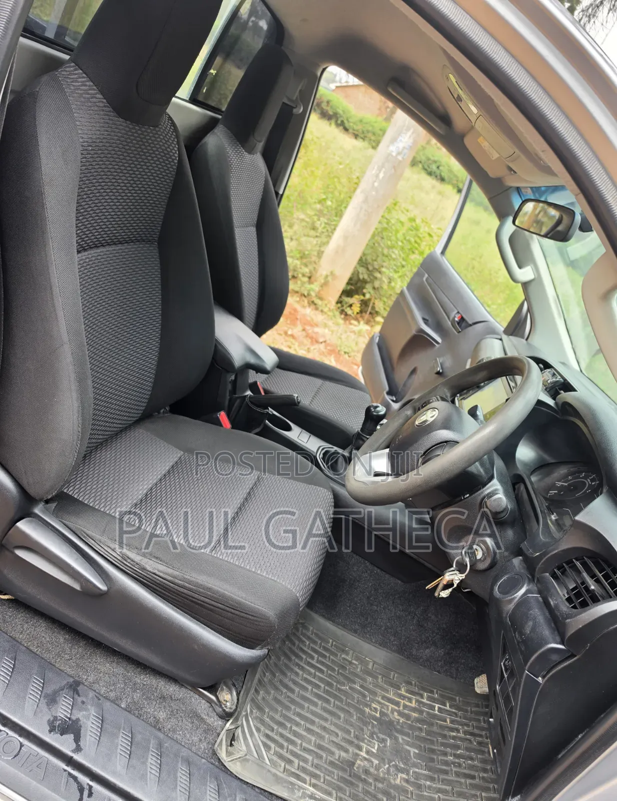Toyota Hilux 2021 Gray