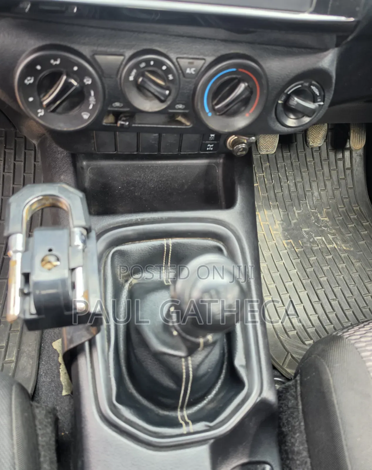 Toyota Hilux 2021 Gray