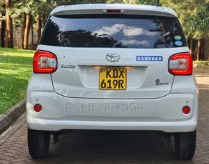 Toyota Passo 2018 White