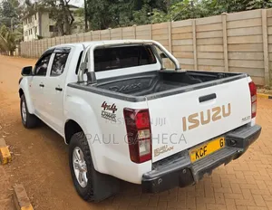 Isuzu D-MAX 2015 White