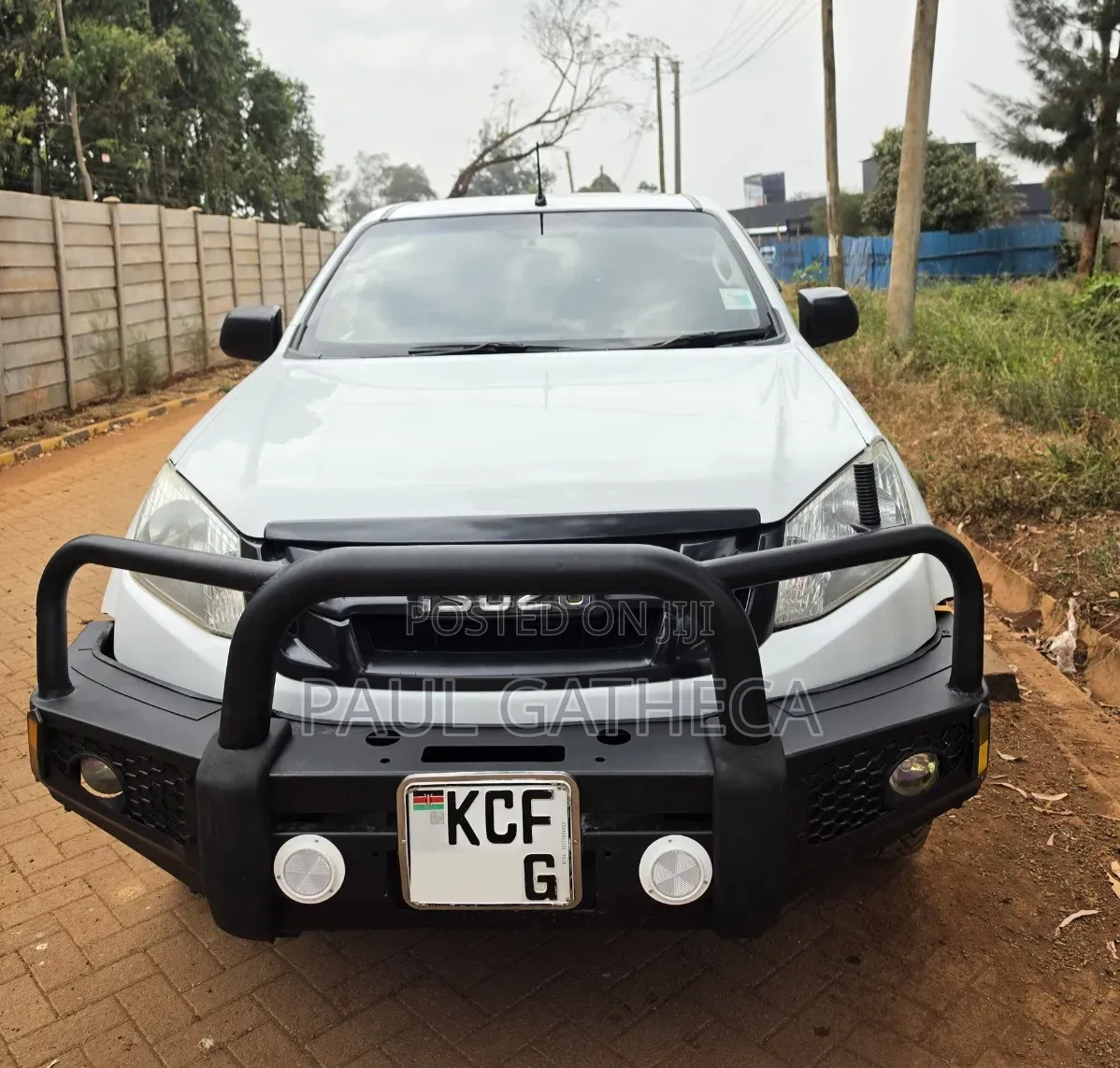 Isuzu D-MAX 2015 White