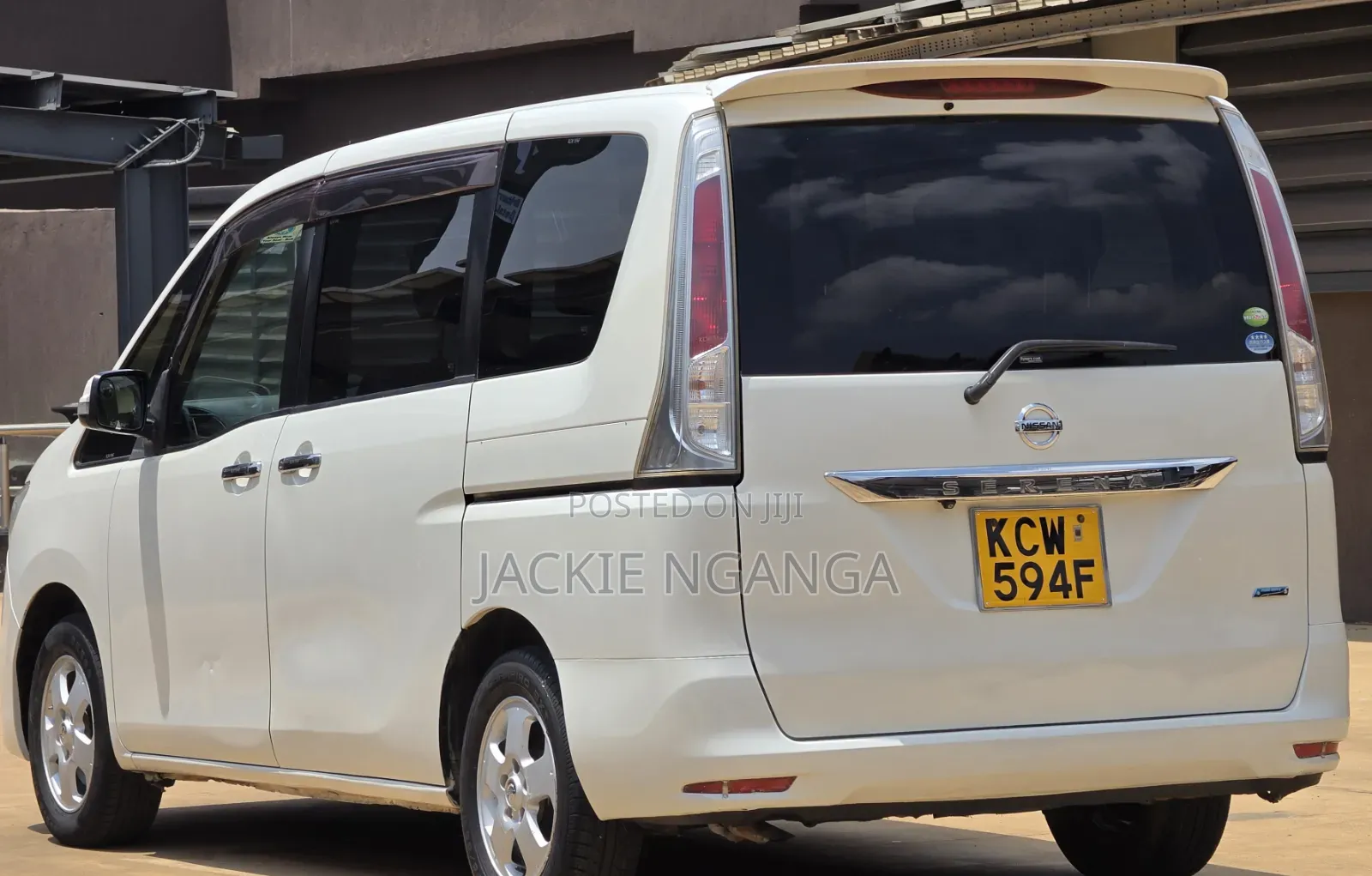 Nissan Serena 2012 White