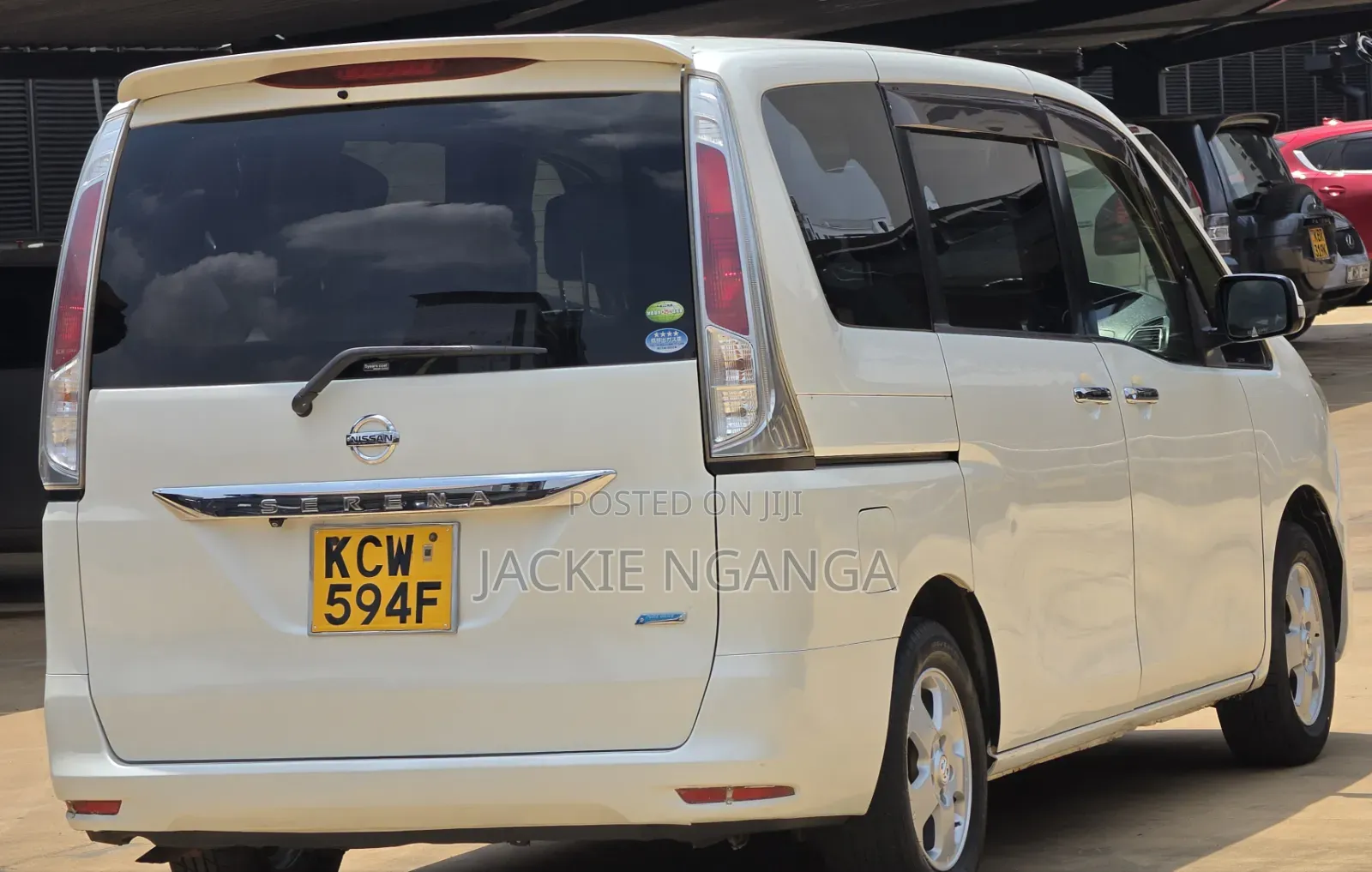 Nissan Serena 2012 White