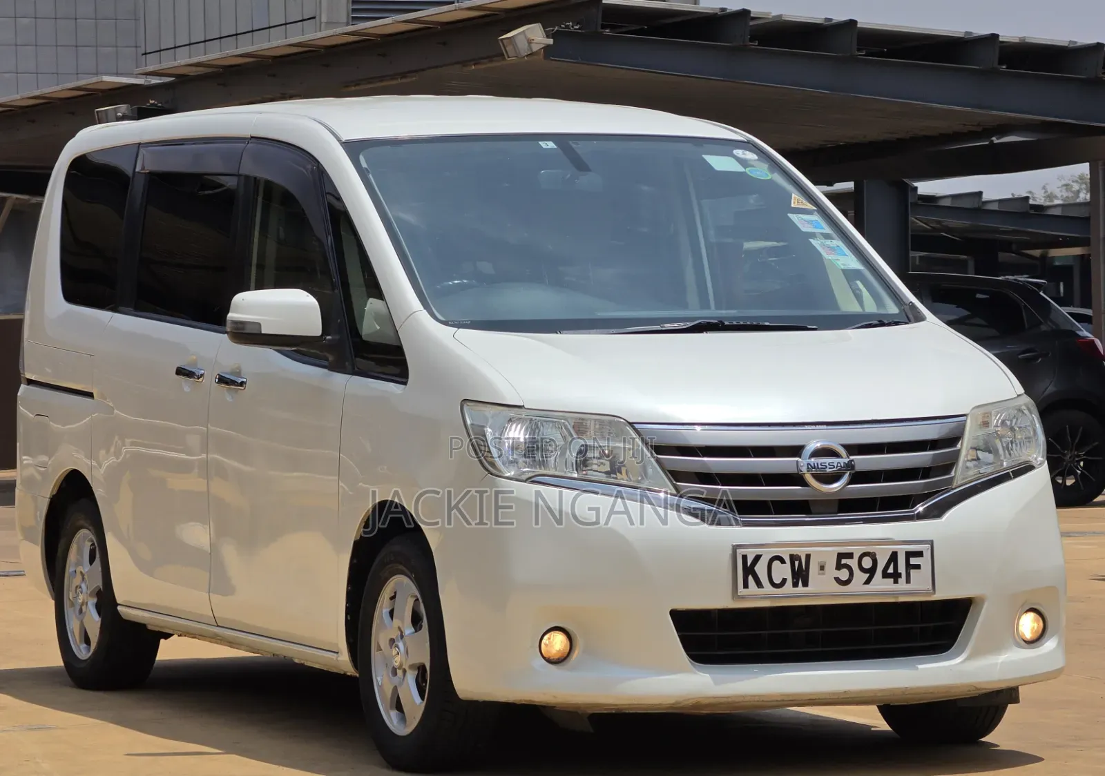 Nissan Serena 2012 White
