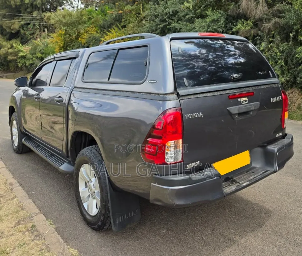 Toyota Hilux 2020 Gray
