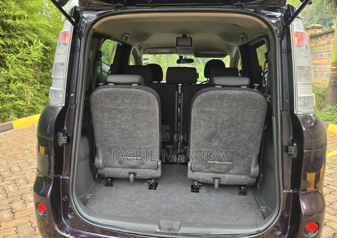 Toyota Sienta 2015 Maroon