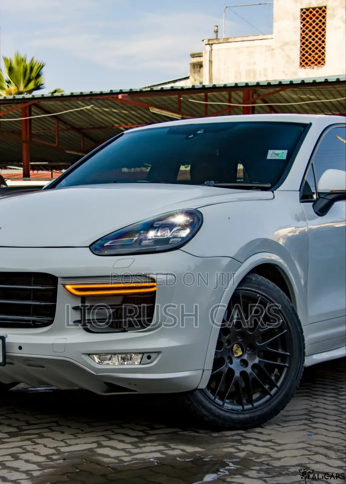 Porsche Cayenne 2017 White