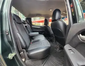 Isuzu D-MAX 2016 Gray
